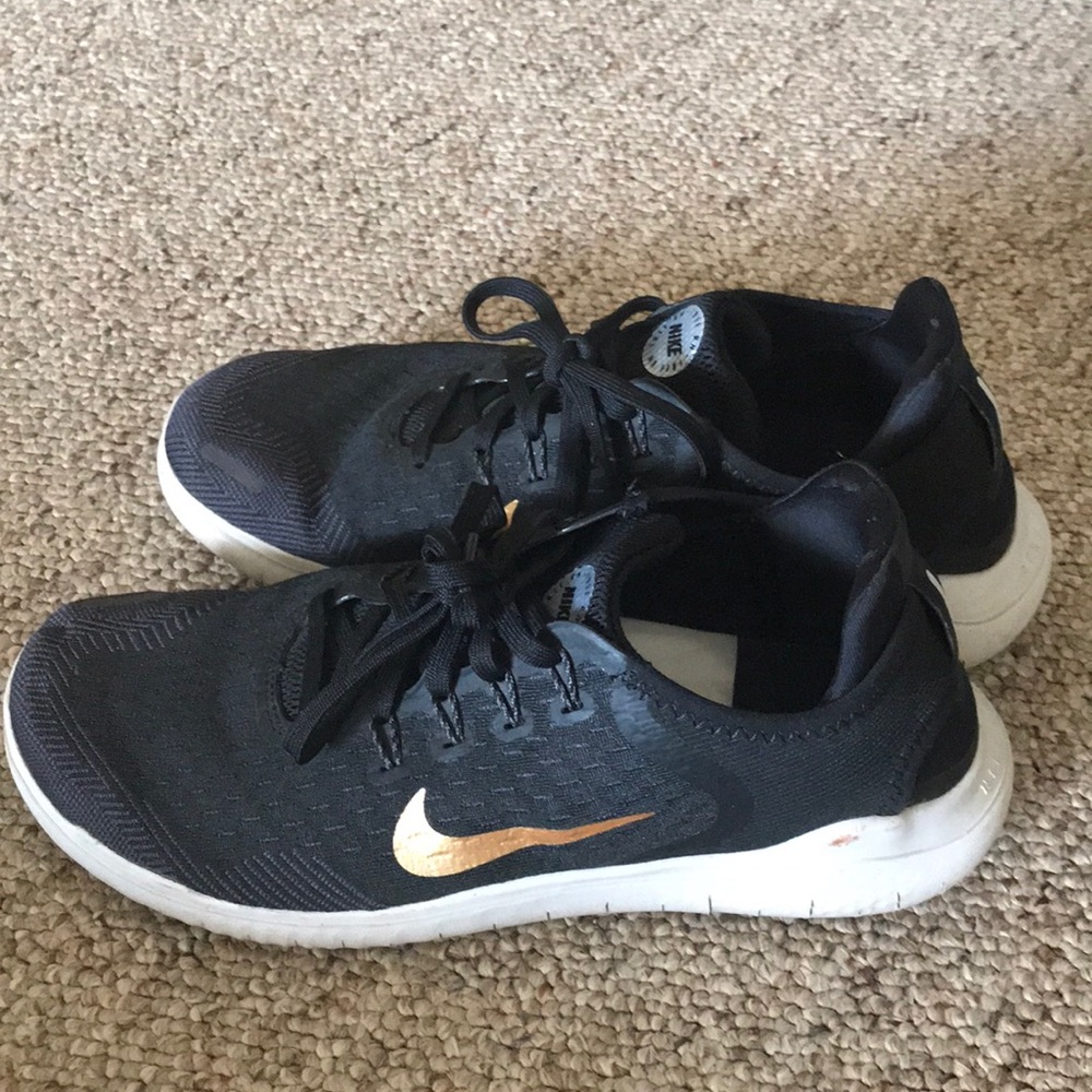 Nike free runs